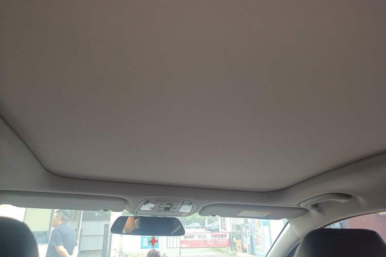 Used Kia KX5 2016 1.6T Automatic Two-Wheel Drive Premium Headliner
