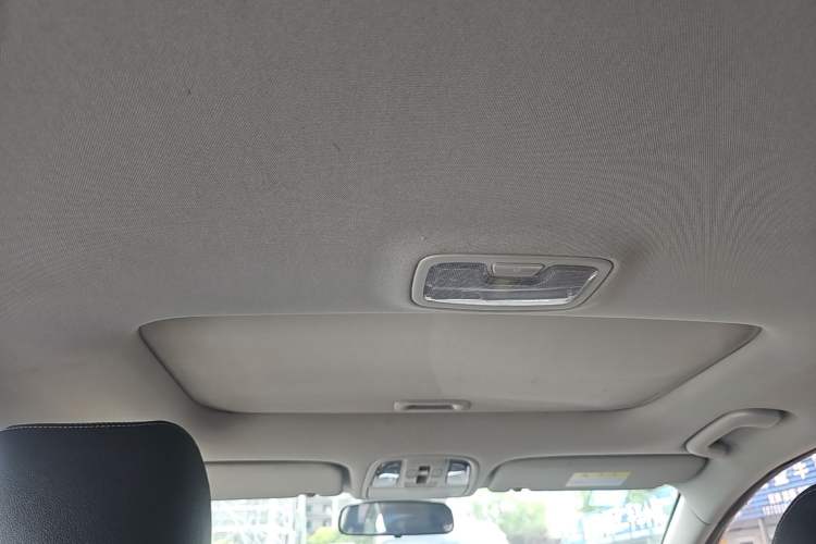 Used Kia KX5 2016 2.0L Automatic 2WD GLS Headliner