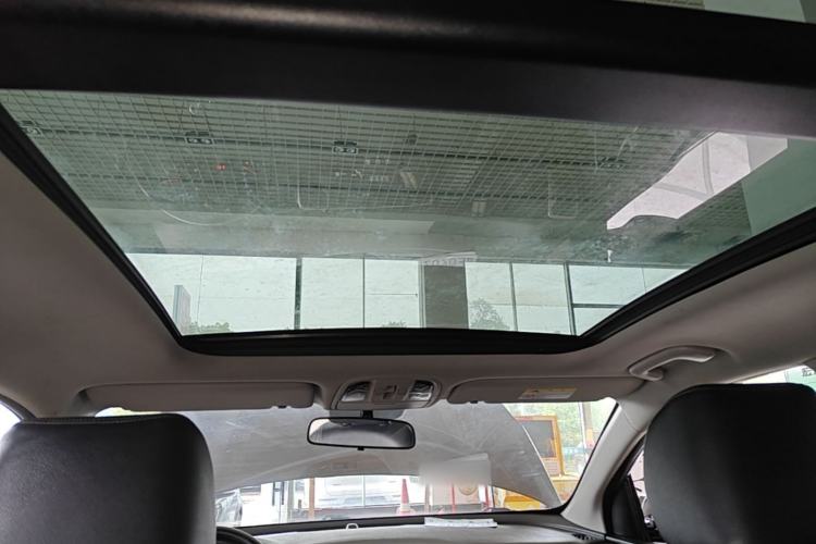 Used Kia KX5 2016 1.6T Automatic Two-Wheel Drive Premium Headliner