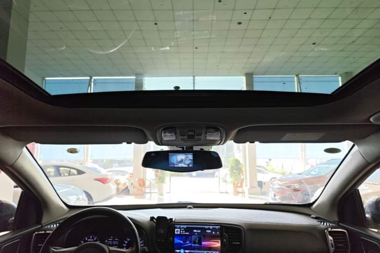 Used Kia KX5 2016 2.0L Automatic 2WD GLS Headliner