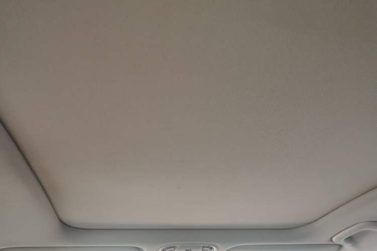 Used Kia KX5 2016 1.6T Automatic Two-Wheel Drive DLX Headliner