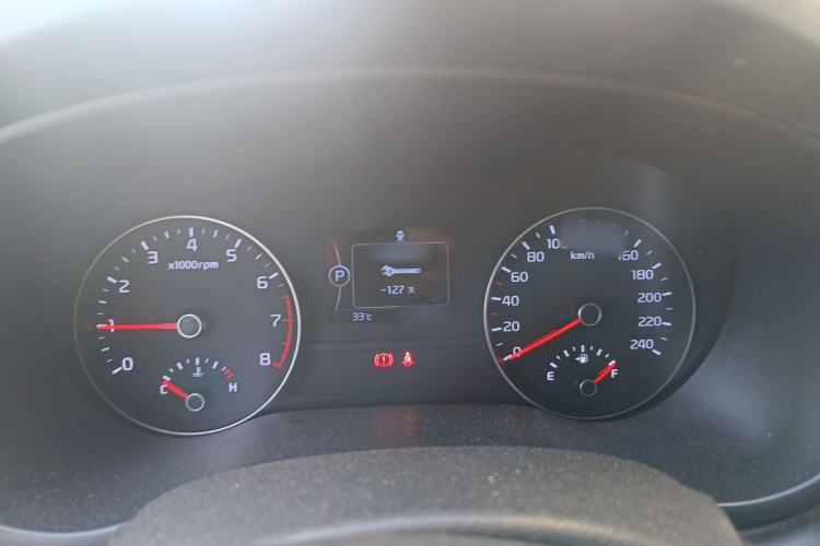 Used Kia KX5 2016 1.6T Automatic Two-Wheel Drive DLX Instrument Cluster