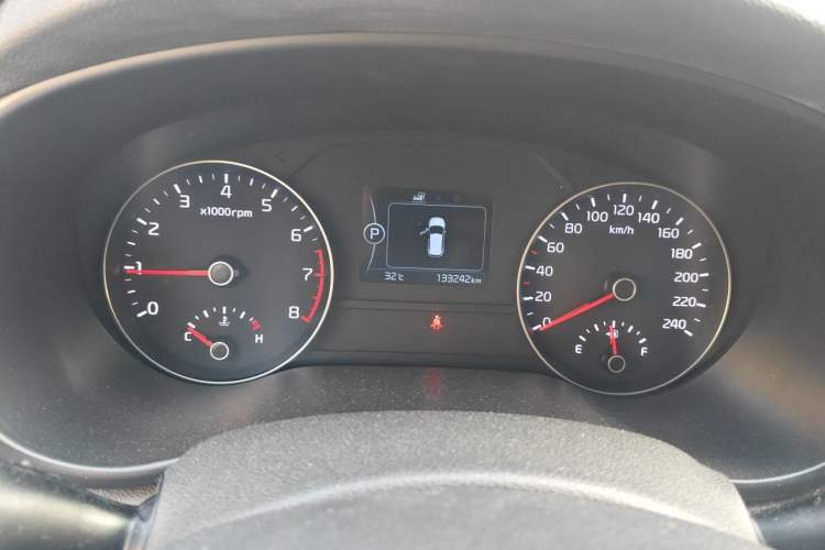 Used Kia KX5 2016 1.6T Automatic Two-Wheel Drive DLX Instrument Cluster