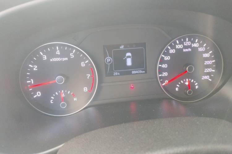 Used Kia KX5 2016 1.6T Automatic Two-Wheel Drive DLX Instrument Cluster