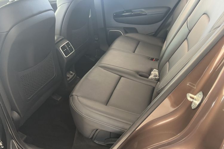 Used Kia KX5 2016 2.0L Automatic 2WD Premium Interior 1