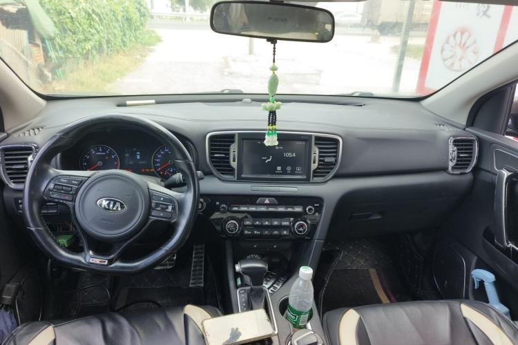 Used Kia KX5 2016 1.6T Automatic Two-Wheel Drive DLX Interior 2