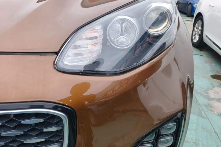 Used Kia KX5 2016 1.6T Automatic Two-Wheel Drive DLX Left Front Headlight