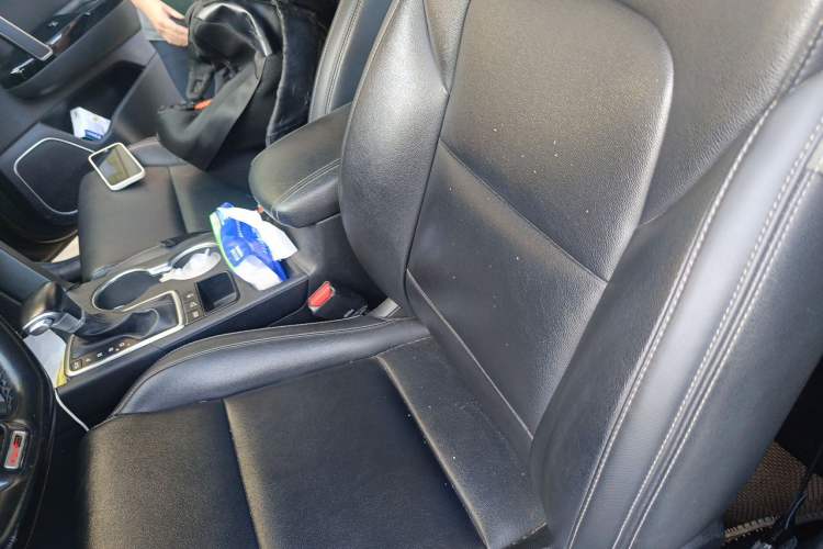 Used Kia KX5 2016 1.6T Automatic Two-Wheel Drive DLX Left Front Seat