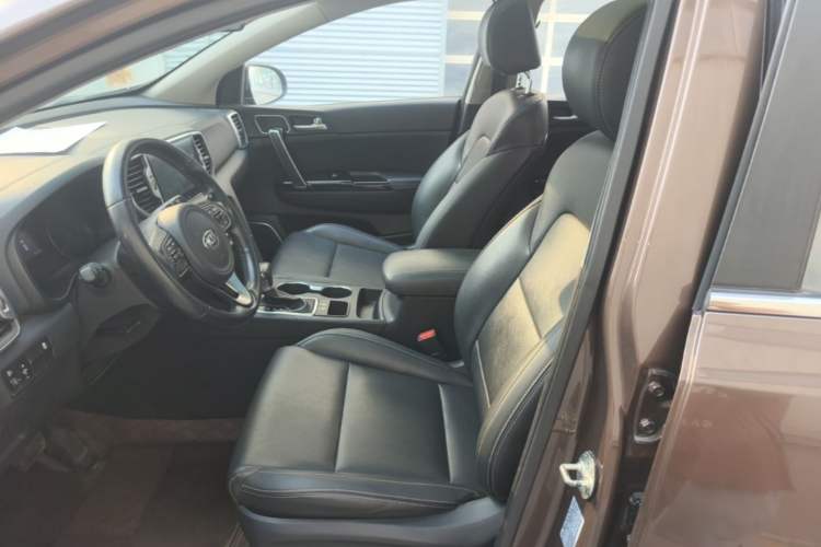 Used Kia KX5 2016 2.0L Automatic 2WD GLS Left Front Seat