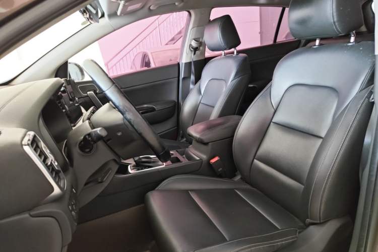 Used Kia KX5 2016 2.0L Automatic 2WD GLS Left Front Seat