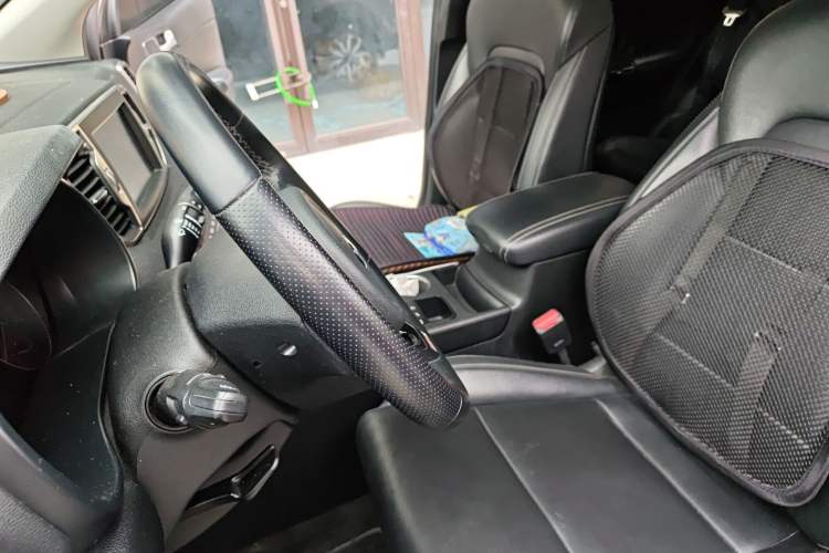 Used Kia KX5 2016 1.6T Automatic Two-Wheel Drive DLX Left Front Seat