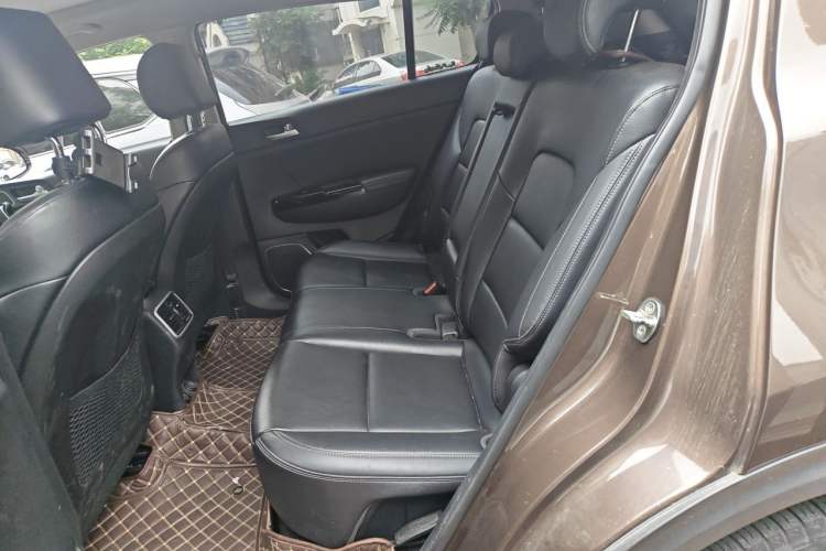 Used Kia KX5 2016 1.6T Automatic Two-Wheel Drive Premium Left Rear Seat