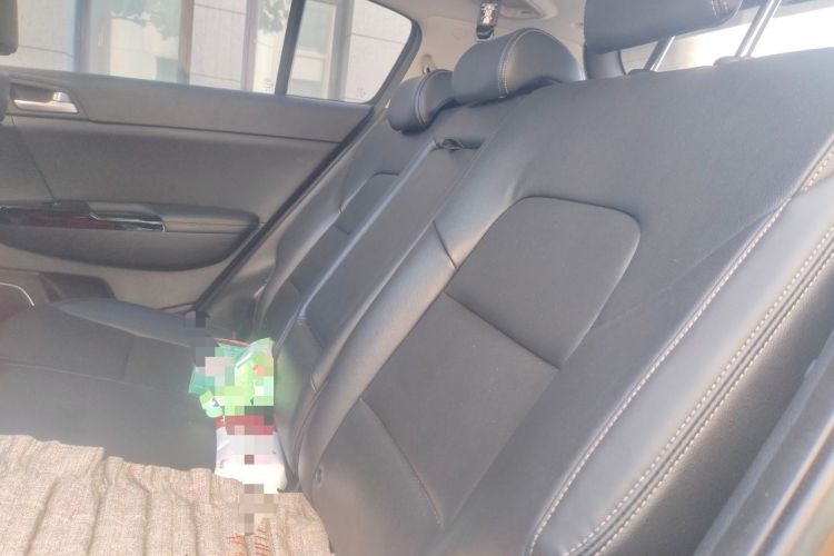 Used Kia KX5 2016 1.6T Automatic Two-Wheel Drive DLX Left Rear Seat