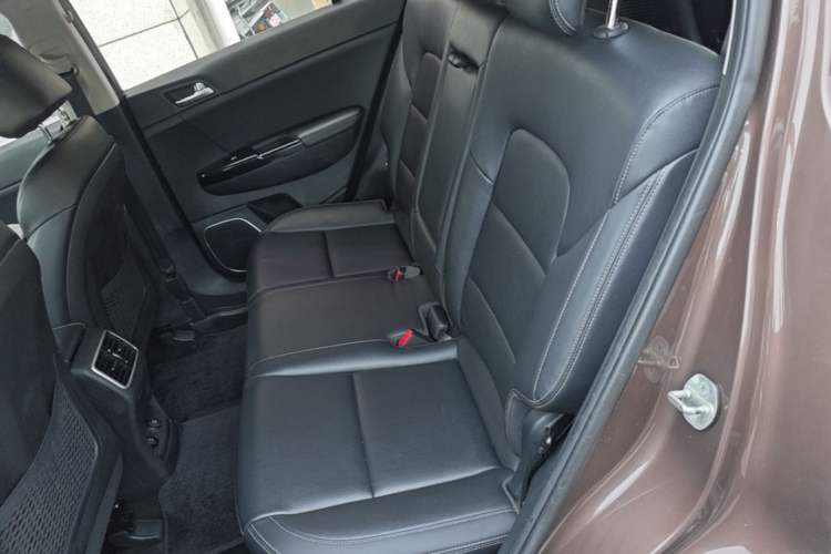 Used Kia KX5 2016 1.6T Automatic Two-Wheel Drive DLX Left Rear Seat