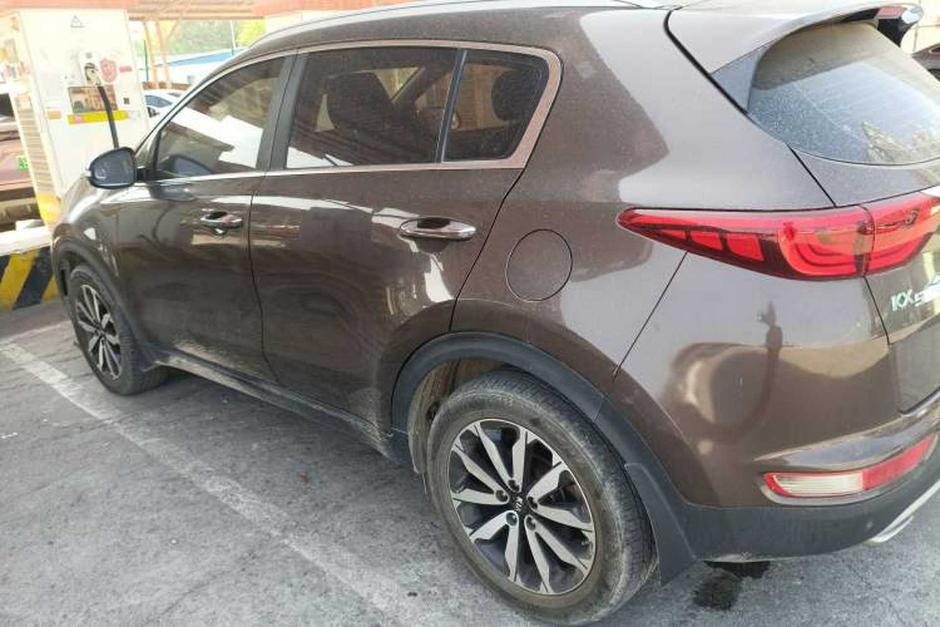 Used Kia KX5 2016 1.6T Automatic Two-Wheel Drive DLX Left Side