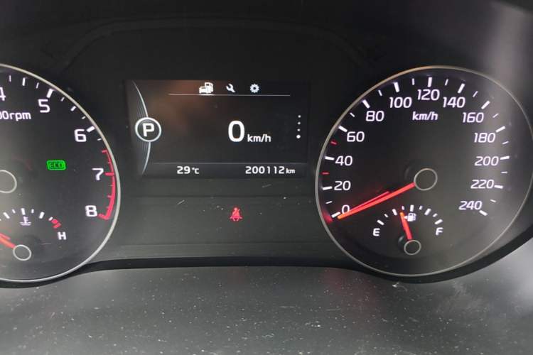Used Kia KX5 2016 2.0L Automatic 2WD Premium Odometer Close Up