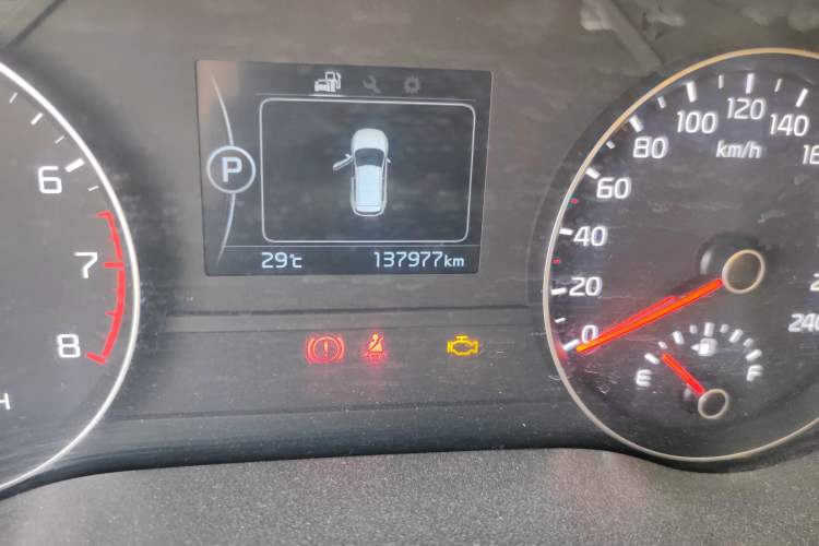 Used Kia KX5 2016 1.6T Automatic Two-Wheel Drive Premium Odometer Close Up