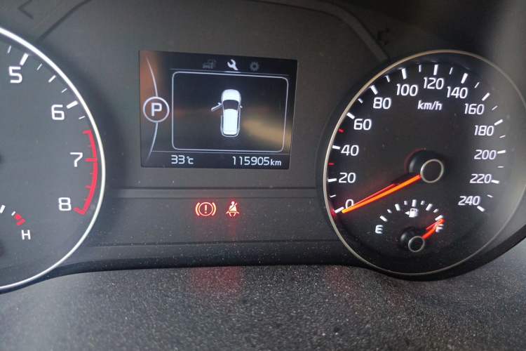 Used Kia KX5 2016 1.6T Automatic Two-Wheel Drive DLX Odometer Close Up