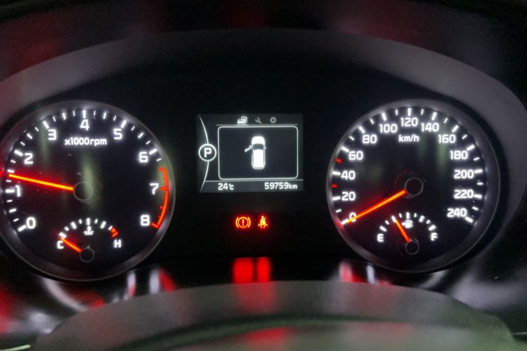 Used Kia KX5 2016 2.0L Automatic 2WD GLS Odometer Close Up