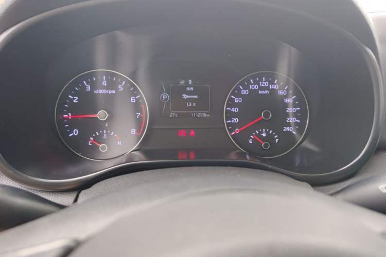 Used Kia KX5 2016 2.0L Automatic 2WD GLS Odometer Close Up
