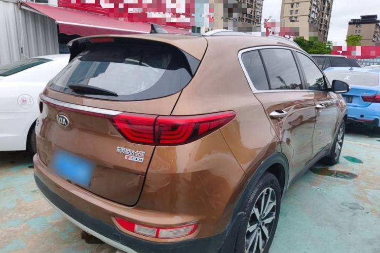Used Kia KX5 2016 1.6T Automatic Two-Wheel Drive DLX Rear Right 45 Deg