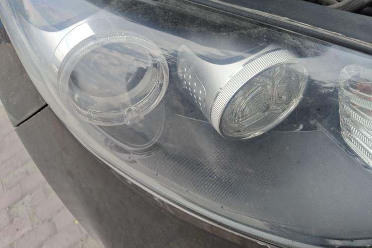 Used Kia KX5 2016 1.6T Automatic Two-Wheel Drive DLX Right Front Headlight