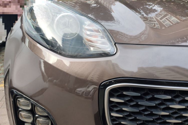 Used Kia KX5 2016 1.6T Automatic Two-Wheel Drive DLX Right Front Headlight