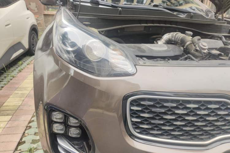 Used Kia KX5 2016 1.6T Automatic Two-Wheel Drive Premium Right Front Headlight