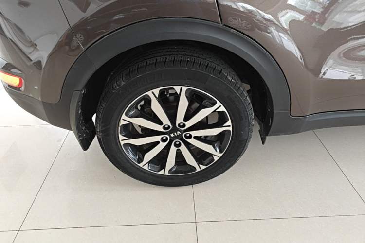 Used Kia KX5 2016 1.6T Automatic Two-Wheel Drive Premium Right Rear Wheel Hub