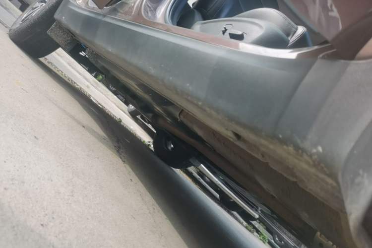 Used Kia KX5 2016 1.6T Automatic Two-Wheel Drive DLX Right Side Sill