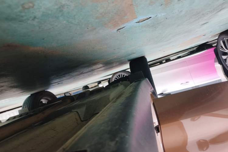 Used Kia KX5 2016 1.6T Automatic Two-Wheel Drive DLX Right Side Sill