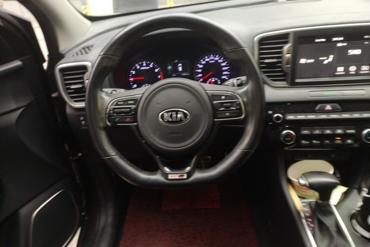 Used Kia KX5 2016 1.6T Automatic Two-Wheel Drive Premium Steering Wheel