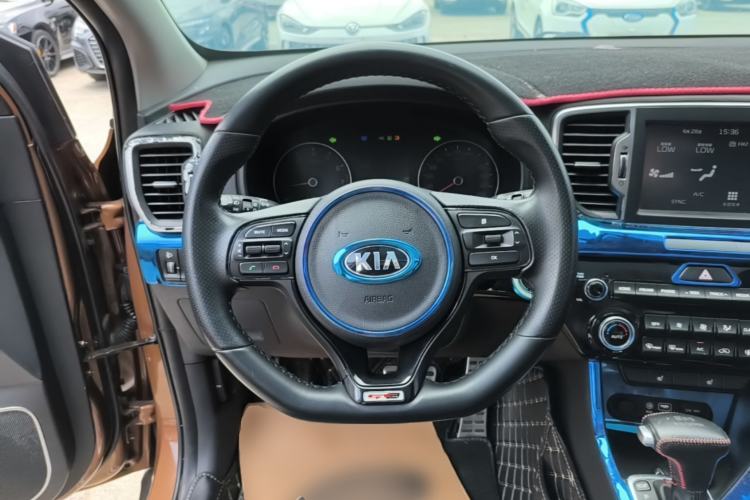 Used Kia KX5 2016 1.6T Automatic Two-Wheel Drive DLX Steering Wheel