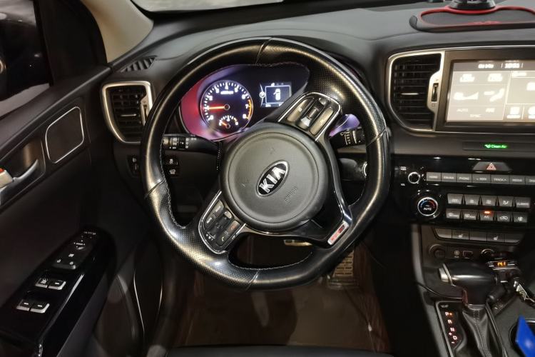 Used Kia KX5 2016 1.6T Automatic Two-Wheel Drive DLX Steering Wheel