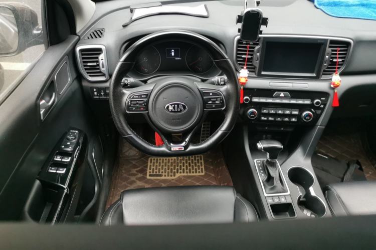 Used Kia KX5 2016 1.6T Automatic Two-Wheel Drive DLX Steering Wheel