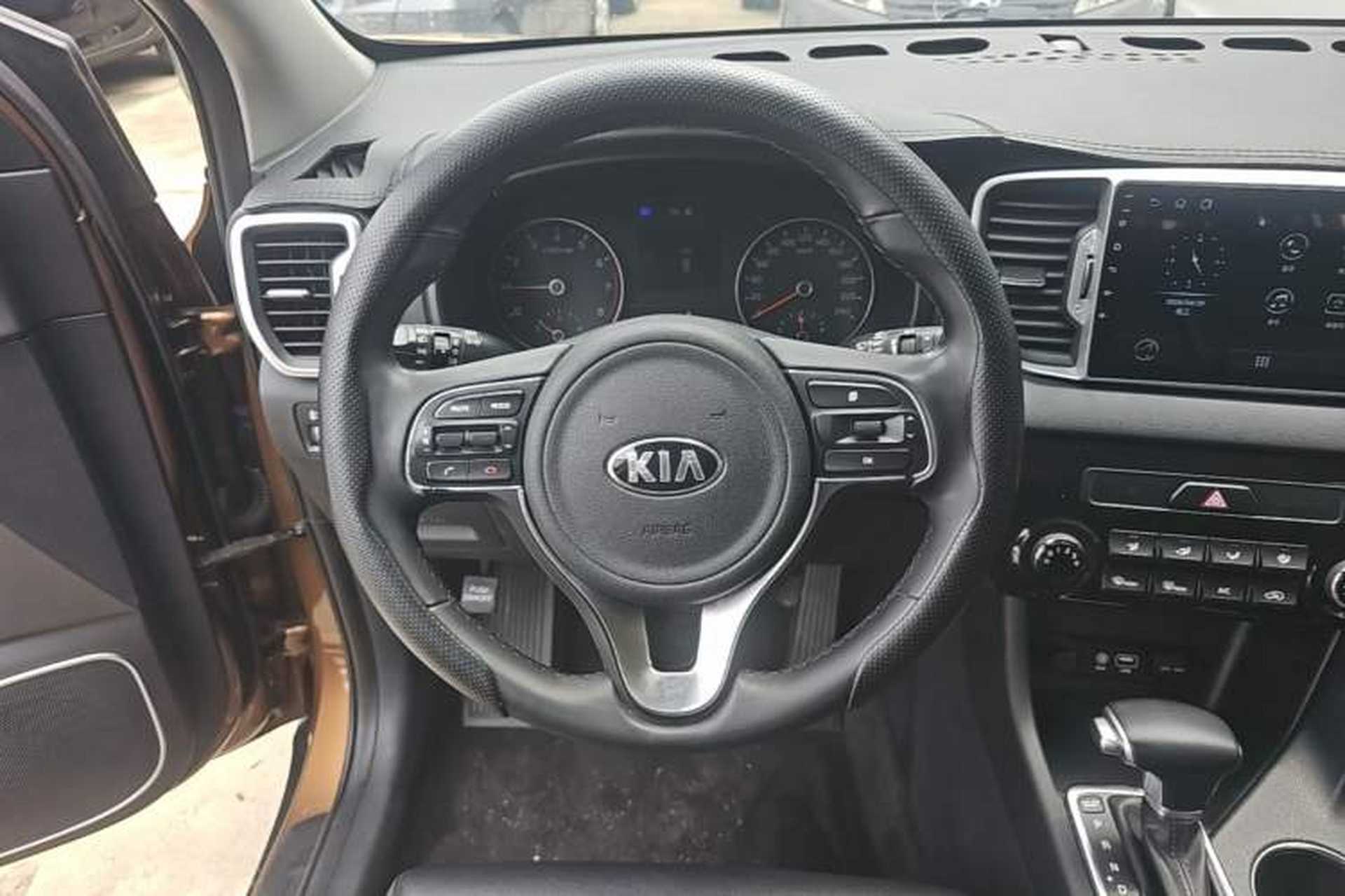 Used Kia KX5 2016 2.0L Automatic 2WD GLS Steering Wheel