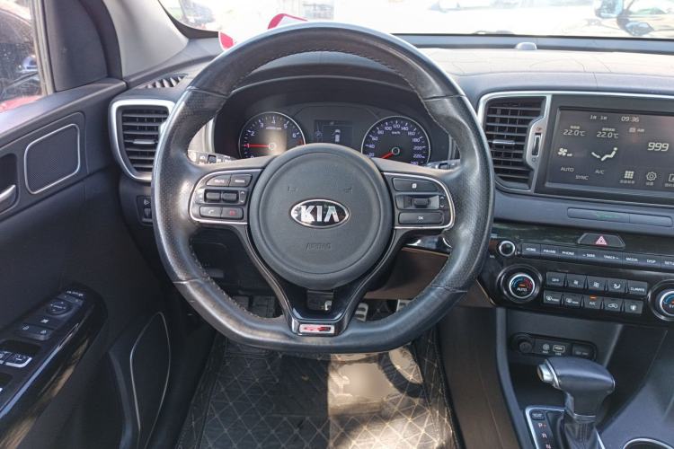 Used Kia KX5 2016 1.6T Automatic Two-Wheel Drive DLX Steering Wheel