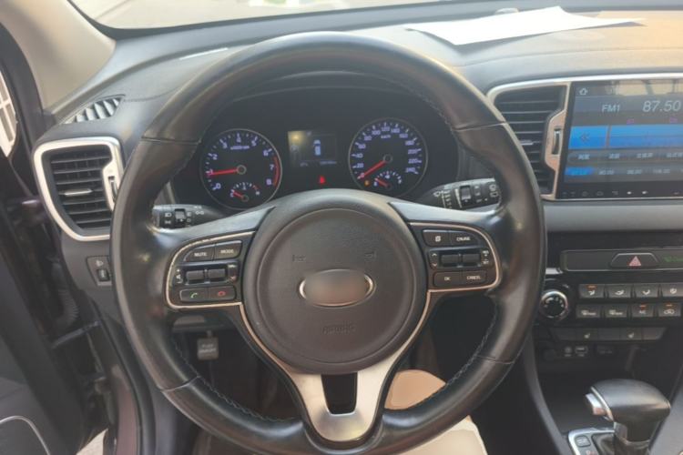 Used Kia KX5 2016 2.0L Automatic 2WD GLS Steering Wheel