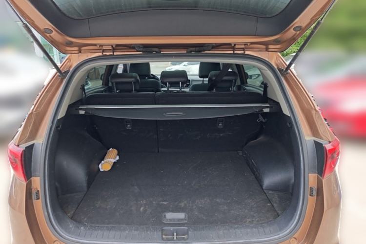 Used Kia KX5 2016 2.0L Automatic 2WD Premium Trunk