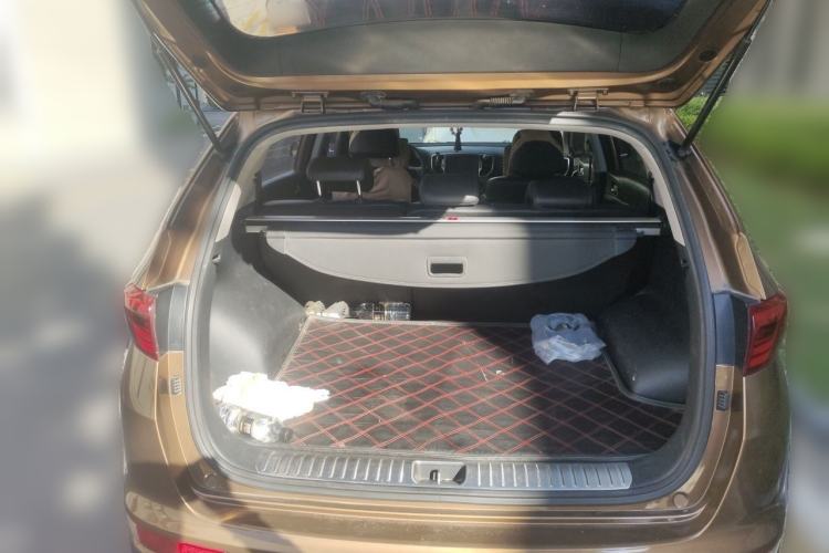 Used Kia KX5 2016 1.6T Automatic Two-Wheel Drive DLX Trunk