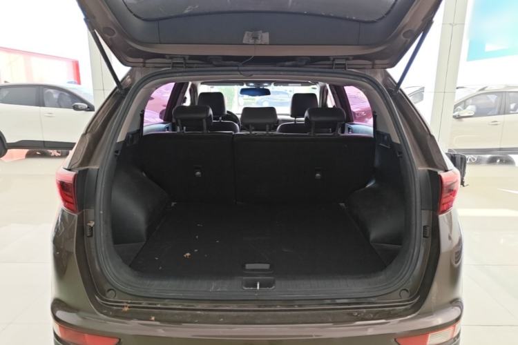 Used Kia KX5 2016 2.0L Automatic 2WD GLS Trunk