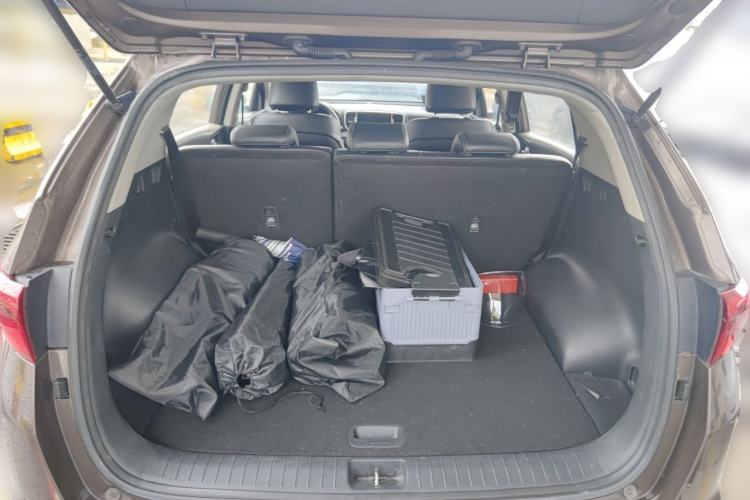 Used Kia KX5 2016 2.0L Automatic 2WD GLS Trunk