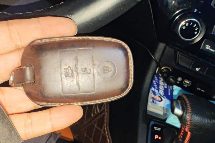 Used Kia KX5 2016 2.0L Automatic 2WD GLS Vehicle Key