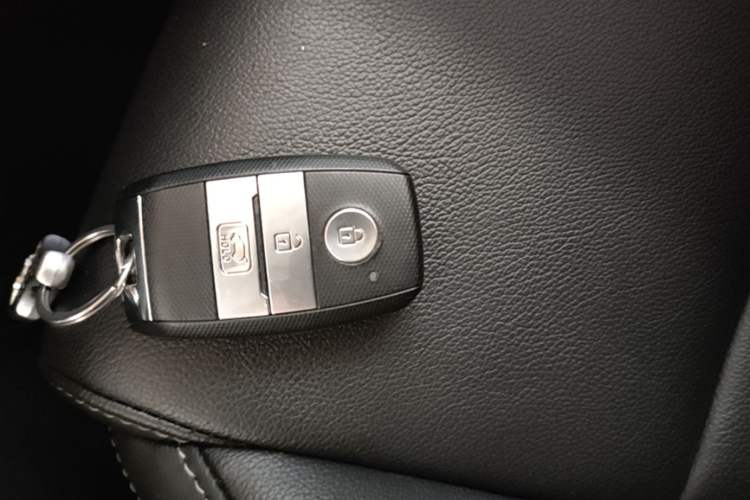 Used Kia KX5 2016 2.0L Automatic 2WD GLS Vehicle Key
