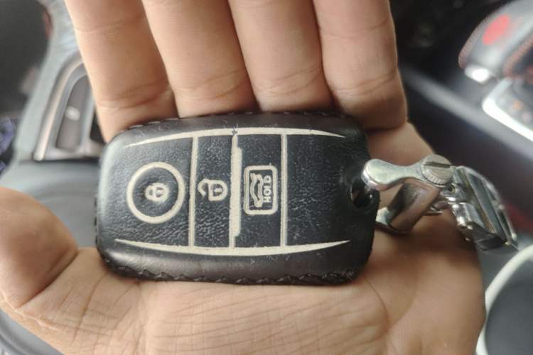 Used Kia KX5 2016 1.6T Automatic Two-Wheel Drive Premium Vehicle Key