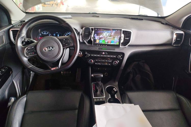 Used Kia KX5 2016 1.6T Automatic Two-Wheel Drive Premium Center Console