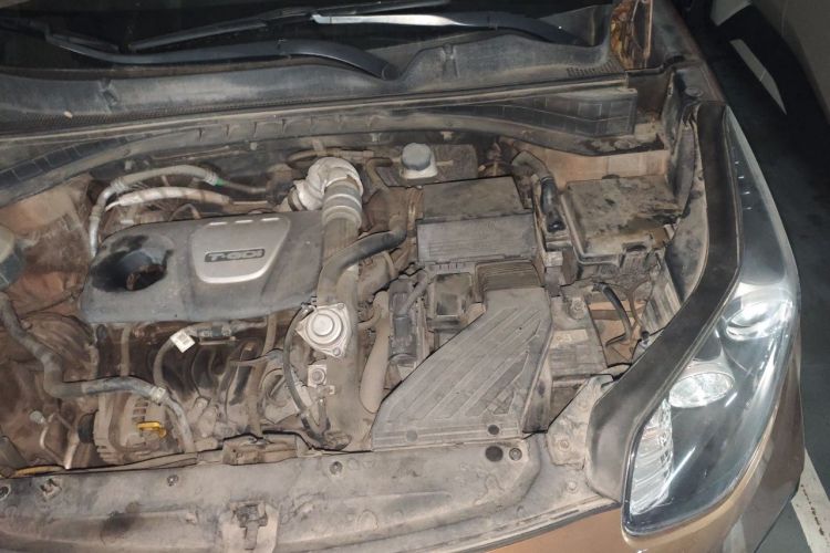 Used Kia KX5 2016 1.6T Automatic Two-Wheel Drive DLX Engine Bay Left