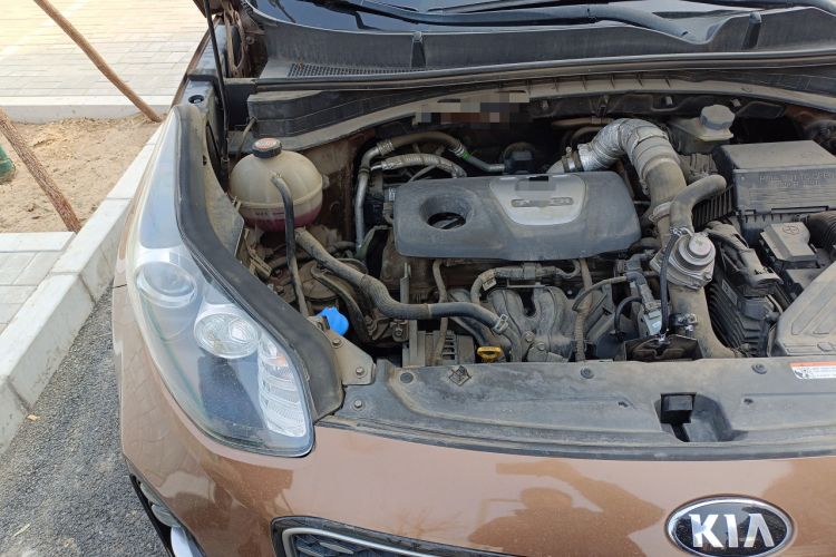 Used Kia KX5 2016 1.6T Automatic Two-Wheel Drive DLX Engine Bay Right