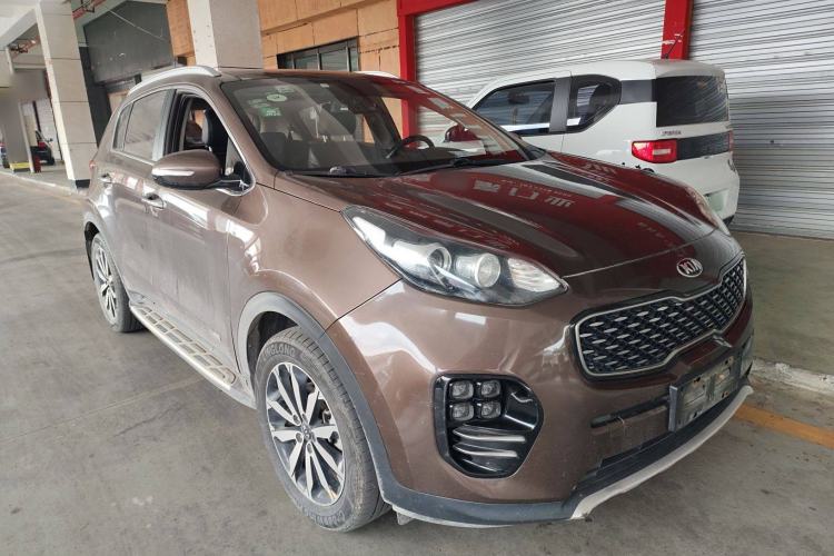 Used Kia KX5 2016 1.6T Automatic Two-Wheel Drive Premium Front Right 45 Deg