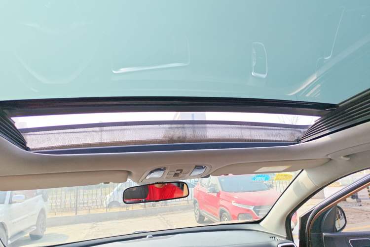 Used Kia KX5 2016 2.0L Automatic 2WD GLS Headliner